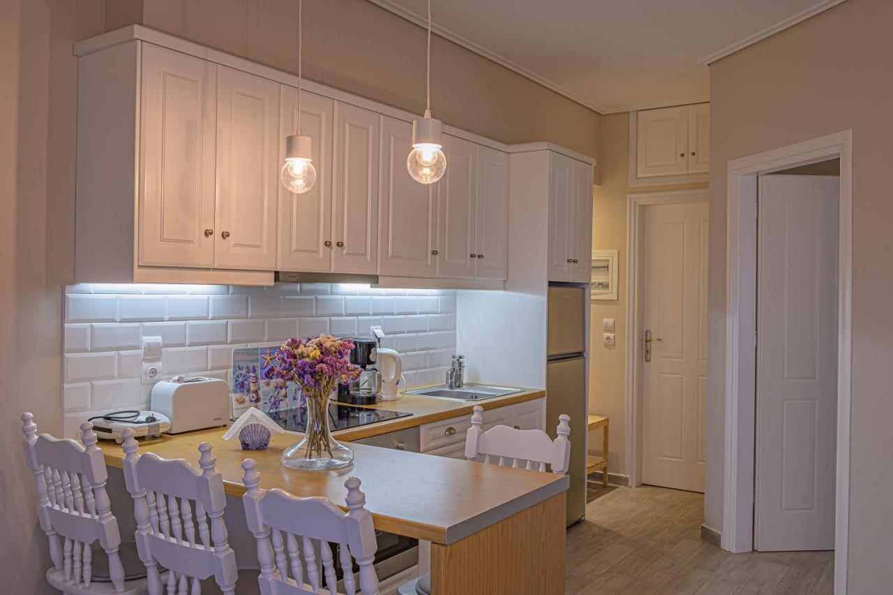 Paralio Astros Beachfront Suites Xiropigado Eksteriør billede